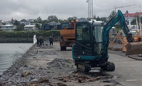 Endurbætur á Óseyrarbryggju